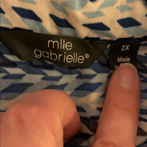 Knee-length Stretchy Patterned Shirt Dress - Picture 6 of 6